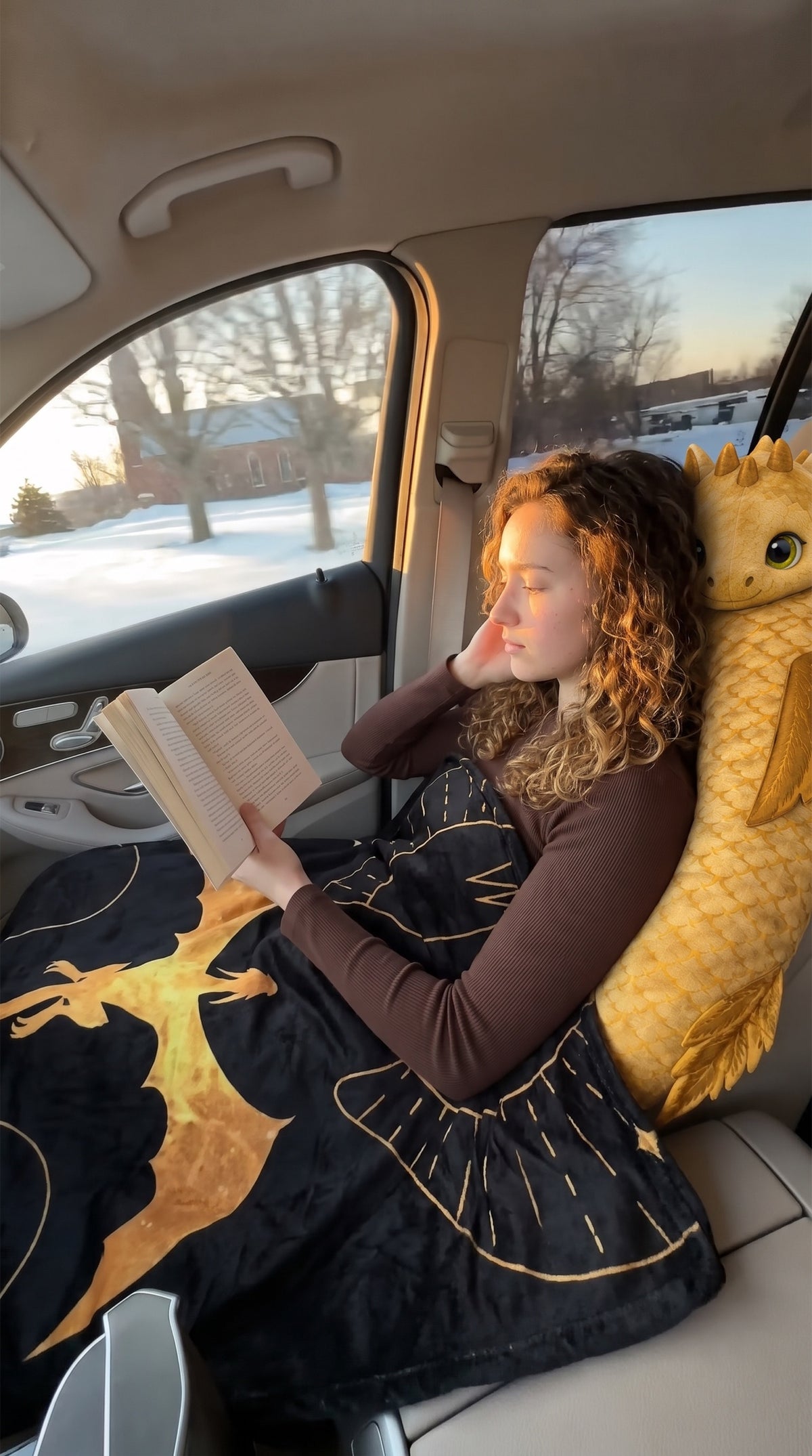 Reading Pillow Full-Body Size